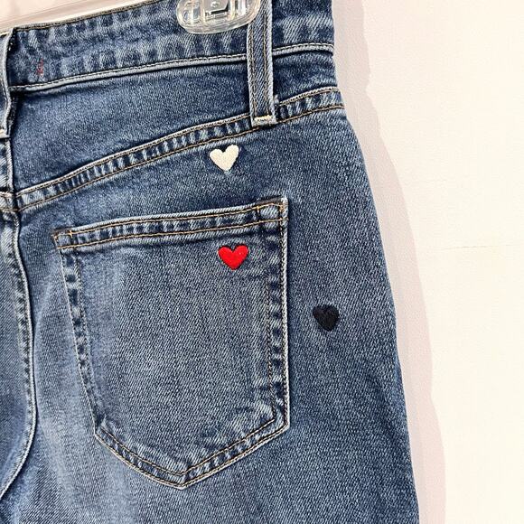 Sundry Jeans Size 24 Embroidered Hearts Seville Wash Button Fly Mid Rise Tapered - Picture 2 of 11